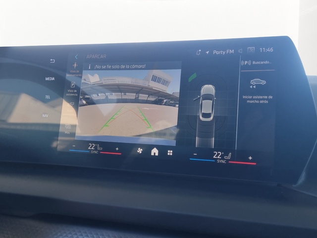 BMW Serie 2 218d Gran Coupe color Blanco. Año 2025. 110KW(150CV). Diésel. En concesionario GANDIA Automoviles Fersan, S.A. de Valencia