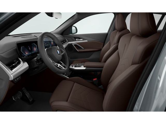 BMW X2 sDrive18d color Gris. Año 2025. 110KW(150CV). Diésel. En concesionario Maberauto de Castellón