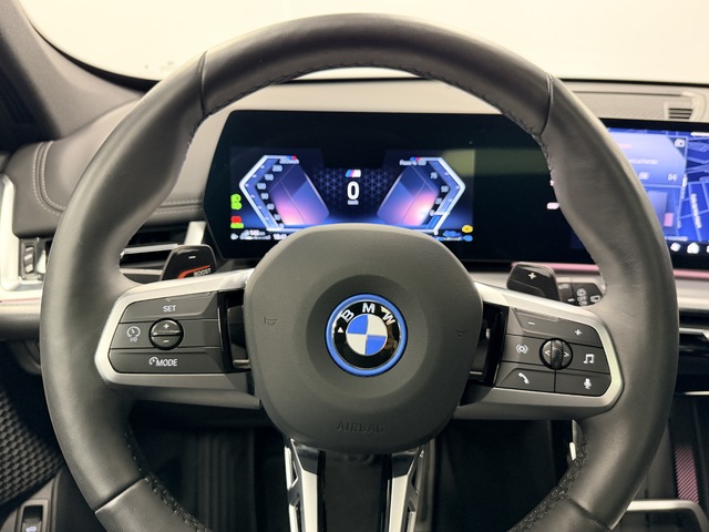 BMW X1 xDrive25e color Gris Plata. Año 2025. 180KW(245CV). Híbrido Electro/Gasolina. En concesionario Maberauto de Castellón