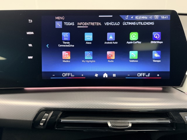 BMW X1 xDrive25e color Gris Plata. Año 2025. 180KW(245CV). Híbrido Electro/Gasolina. En concesionario Maberauto de Castellón