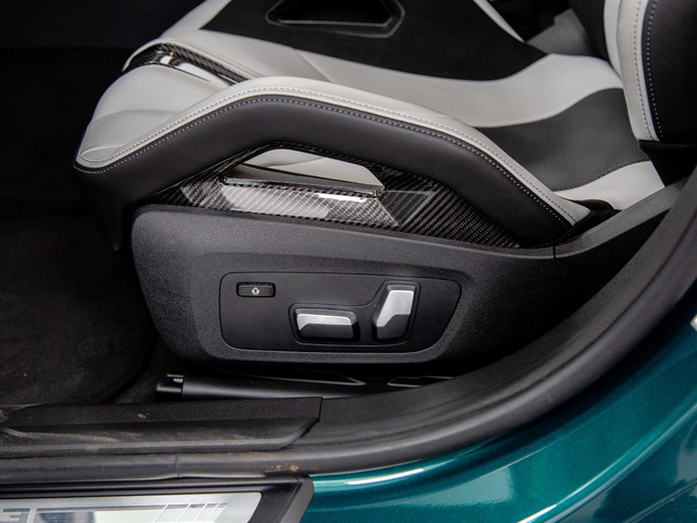 BMW M M3 Berlina Competition color Verde. Año 2023. 375KW(510CV). Gasolina. En concesionario Móvil Begar Alicante de Alicante