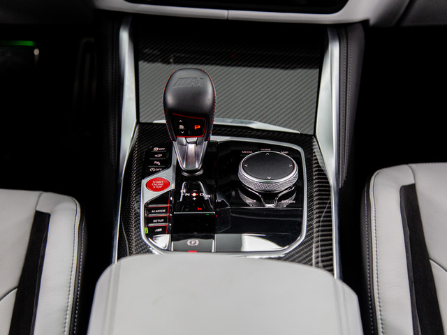 BMW M M3 Berlina Competition color Verde. Año 2023. 375KW(510CV). Gasolina. En concesionario Móvil Begar Alicante de Alicante