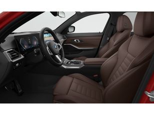 Fotos de BMW Serie 3 330e Touring color Rojo. Año 2024. 215KW(292CV). Híbrido Electro/Gasolina. En concesionario Ilbira Motor | Granada de Granada