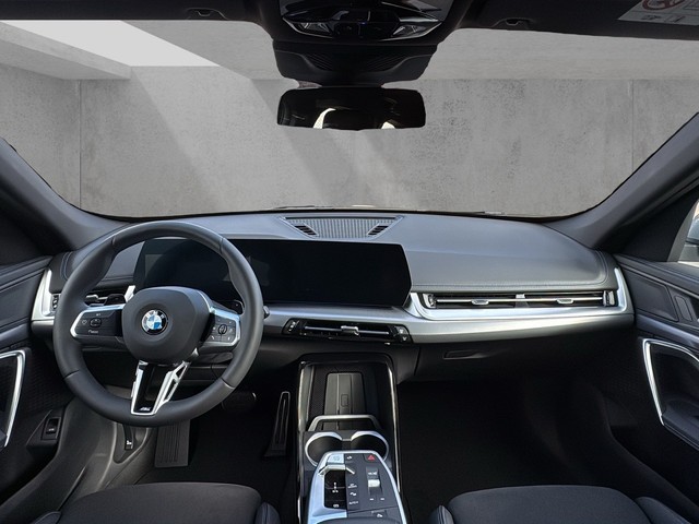 BMW X1 sDrive18d color Gris Plata. Año 2025. 110KW(150CV). Diésel. En concesionario BMW Avilcar Ávila de Ávila