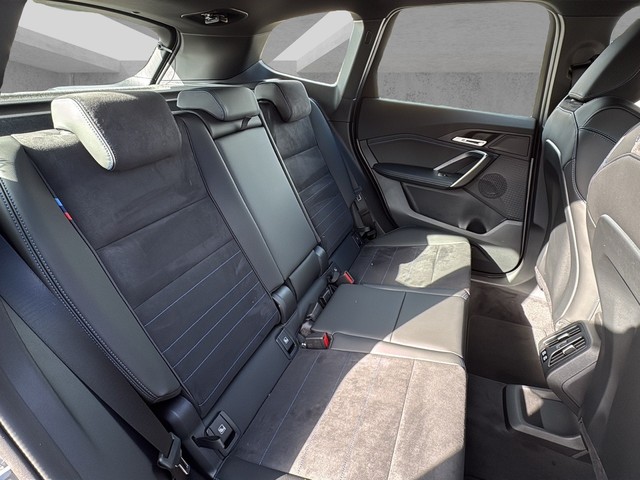 BMW X1 sDrive18d color Gris Plata. Año 2025. 110KW(150CV). Diésel. En concesionario BMW Avilcar Ávila de Ávila