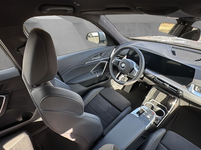 BMW X1 sDrive18d color Gris Plata. Año 2025. 110KW(150CV). Diésel. En concesionario BMW Avilcar Ávila de Ávila