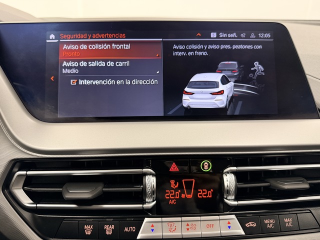 BMW Serie 1 118i color Blanco. Año 2024. 103KW(140CV). Gasolina. En concesionario Maberauto de Castellón