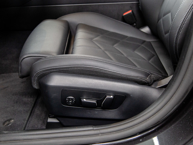 BMW Serie 5 520d Touring color Gris. Año 2025. 145KW(197CV). Diésel. En concesionario Móvil Begar Alicante de Alicante