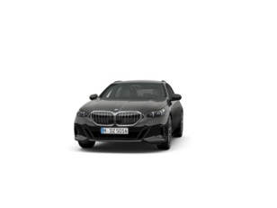 Fotos de BMW Serie 5 520d Touring color Gris. Año 2025. 145KW(197CV). Diésel. En concesionario Móvil Begar Alicante de Alicante