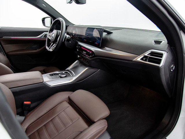 BMW Serie 4 420d Gran Coupe color Blanco. Año 2025. 140KW(190CV). Diésel. En concesionario Móvil Begar Alicante de Alicante