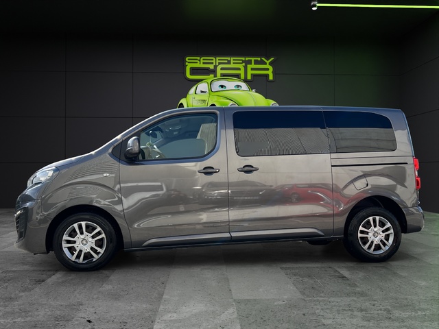Peugeot Traveller 2.0 BlueHDi Business Standard 110 kW (150 CV)