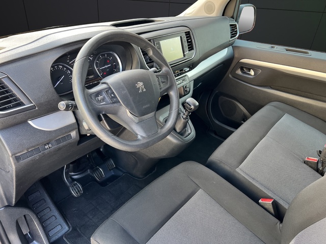 Peugeot Traveller 2.0 BlueHDi Business Standard 110 kW (150 CV)