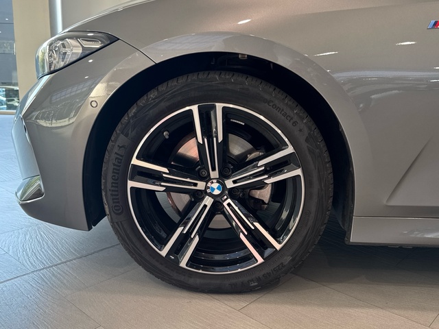 BMW Serie 3 320d Touring color Gris. Año 2025. 140KW(190CV). Diésel. En concesionario Motor Gorbea de Álava