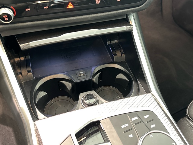 BMW Serie 3 320d Touring color Gris. Año 2025. 140KW(190CV). Diésel. En concesionario Motor Gorbea de Álava