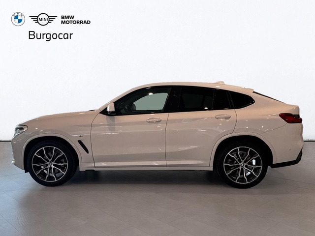 BMW X4 xDrive20d color Blanco. Año 2021. 140KW(190CV). Diésel. En concesionario Motor Gorbea de Álava