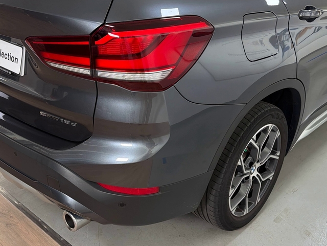 BMW X1 sDrive18d color Gris. Año 2021. 110KW(150CV). Diésel. En concesionario Triocar Gijón (Bmw y Mini) de Asturias