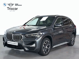 Fotos de BMW X1 sDrive18d color Gris. Año 2021. 110KW(150CV). Diésel. En concesionario Triocar Gijón (Bmw y Mini) de Asturias