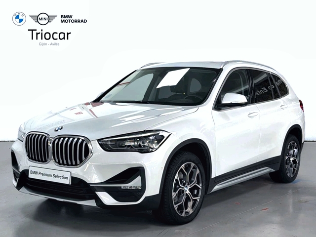 BMW X1 sDrive18d color Blanco. Año 2021. 110KW(150CV). Diésel. En concesionario Triocar Gijón (Bmw y Mini) de Asturias