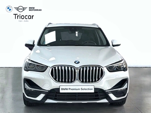Fotos de BMW X1 sDrive18d color Blanco. Año 2021. 110KW(150CV). Diésel. En concesionario Triocar Gijón (Bmw y Mini) de Asturias