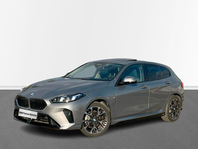 BMW Serie 1 120i color Gris. Año 2025. 125KW(170CV). Gasolina. En concesionario MURCIA PREMIUM S.L. JUAN CARLOS I de Murcia