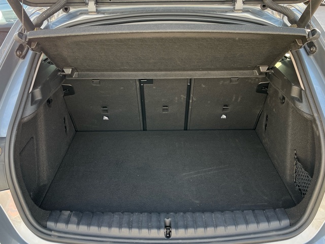 BMW Serie 1 120i color Gris. Año 2025. 125KW(170CV). Gasolina. En concesionario MURCIA PREMIUM S.L. JUAN CARLOS I de Murcia