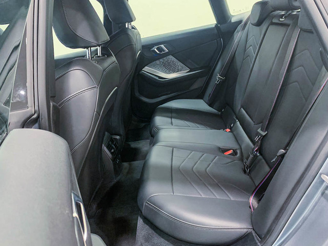 BMW Serie 2 220d Gran Coupe color Gris. Año 2025. 120KW(163CV). Diésel. En concesionario Barcelona Premium -- GRAN VIA de Barcelona