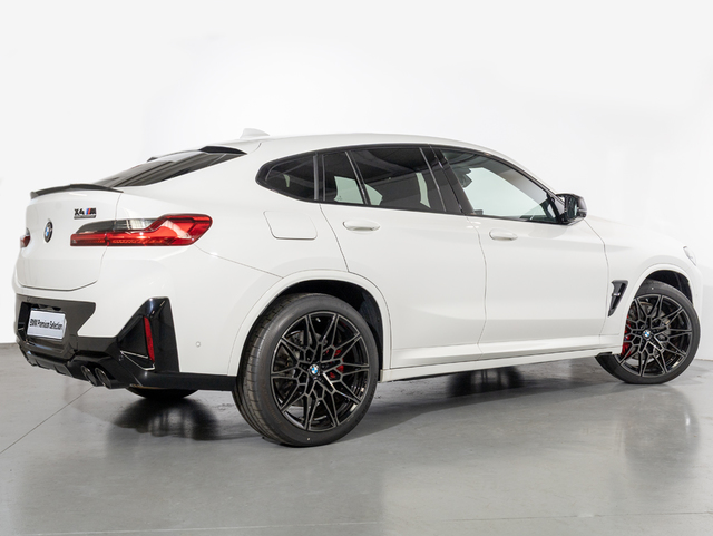 BMW M X4 M color Blanco. Año 2025. 375KW(510CV). Gasolina. En concesionario Oliva Motor Girona de Girona