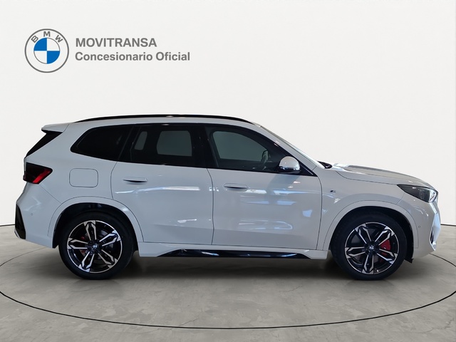 BMW X1 sDrive20d color Blanco. Año 2024. 120KW(163CV). Diésel. En concesionario Movitransa Cars Huelva de Huelva