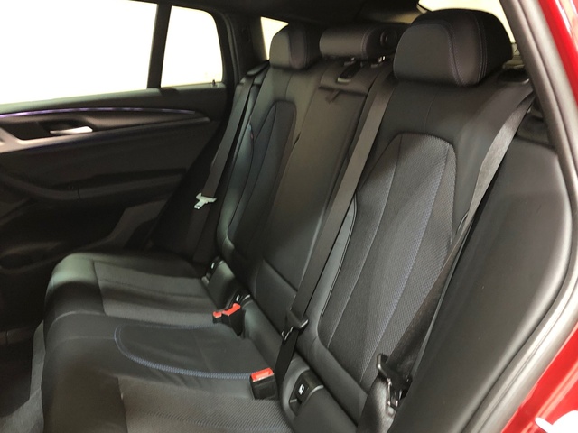 BMW X4 xDrive20i color Rojo. Año 2021. 135KW(184CV). Gasolina. En concesionario Movilnorte Las Rozas de Madrid