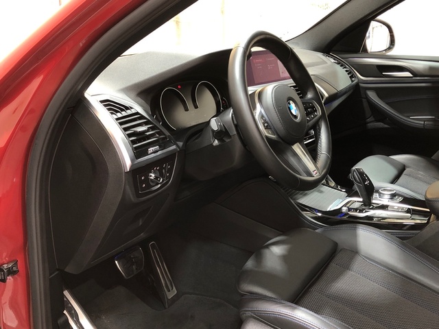 BMW X4 xDrive20i color Rojo. Año 2021. 135KW(184CV). Gasolina. En concesionario Movilnorte Las Rozas de Madrid