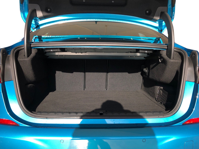 BMW Serie 2 218d Gran Coupe color Azul. Año 2022. 110KW(150CV). Diésel. En concesionario Vehinter Getafe de Madrid