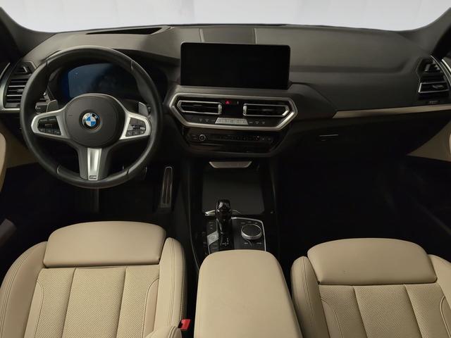 BMW X3 xDrive20d color Gris. Año 2024. 140KW(190CV). Diésel. En concesionario Automotor Premium Viso - Málaga de Málaga