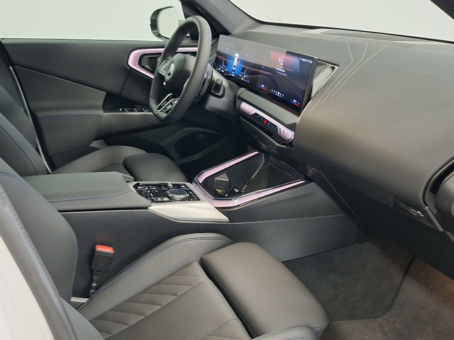 BMW X3 xDrive20d color Blanco. Año 2024. 145KW(197CV). Diésel. En concesionario Automoviles Bertolin S.L. de Valencia