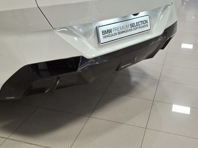 BMW X3 xDrive20d color Blanco. Año 2024. 145KW(197CV). Diésel. En concesionario Automoviles Bertolin S.L. de Valencia