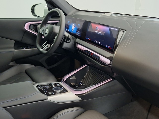 BMW X3 xDrive20d color Blanco. Año 2024. 145KW(197CV). Diésel. En concesionario Automoviles Bertolin S.L. de Valencia