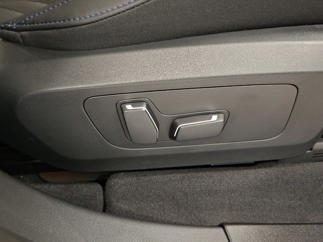 BMW X3 xDrive20d color Blanco. Año 2024. 145KW(197CV). Diésel. En concesionario Automoviles Bertolin S.L. de Valencia