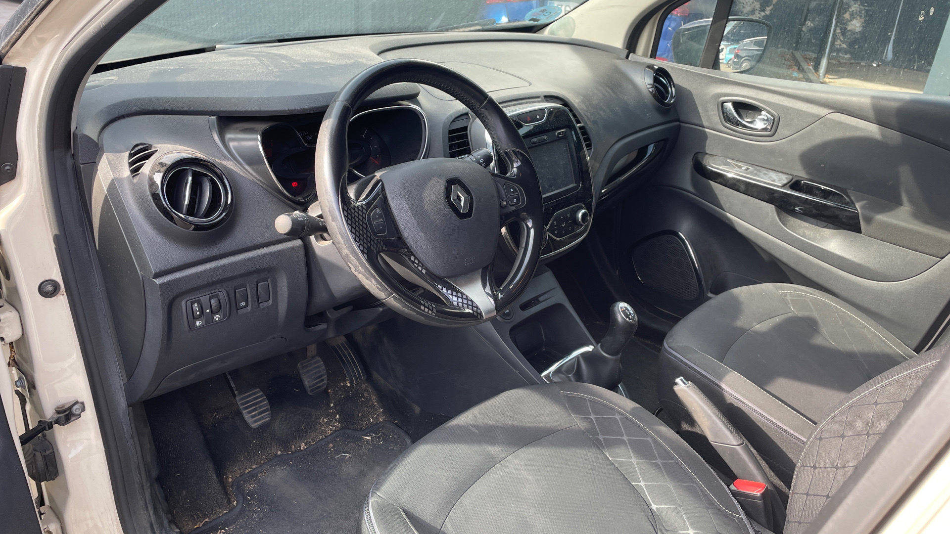 Renault Captur TCe 90 - 3
