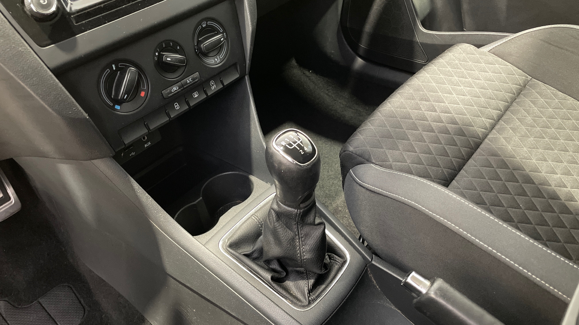 Skoda Spaceback 1.2 TSI - 17