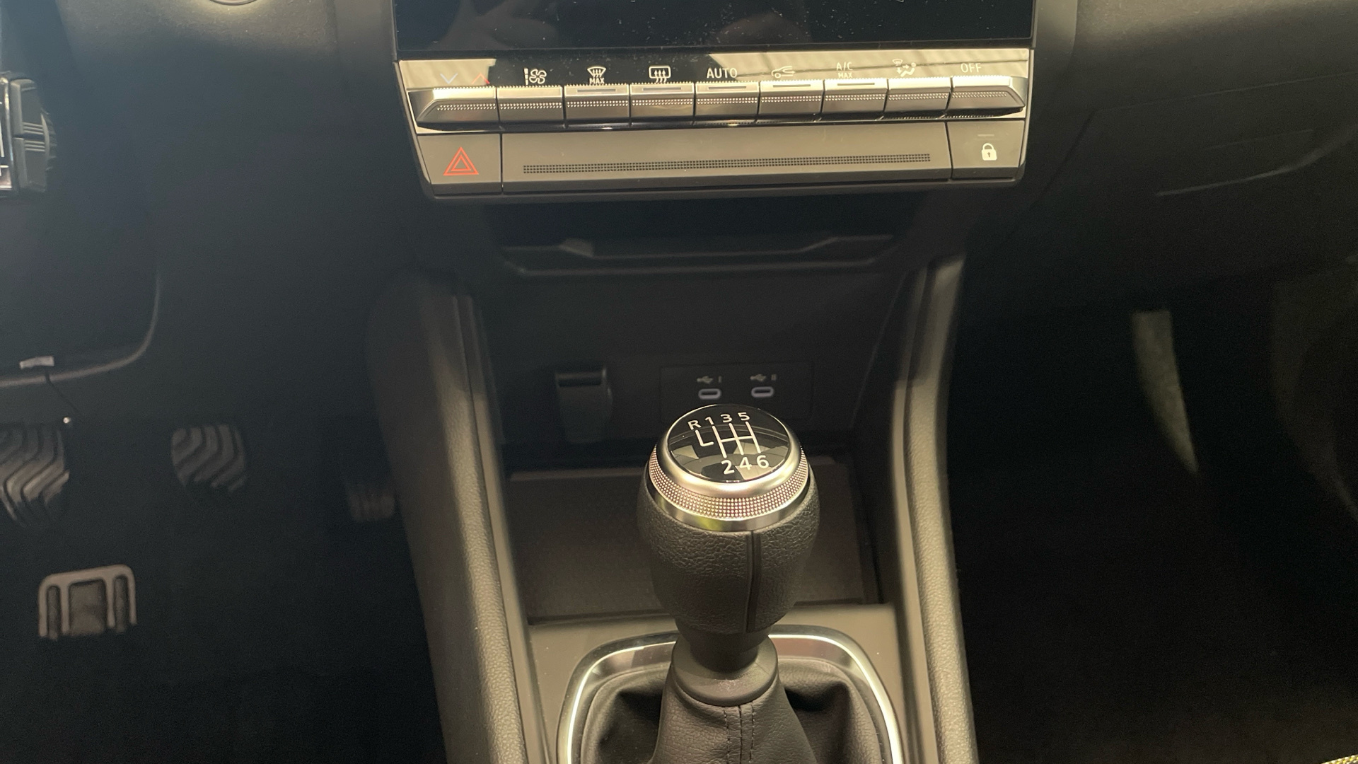 Renault Captur TCe 90 - 16