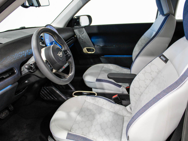 fotoG 11 del MINI MINI Cooper E 135 kW (184 CV) 184cv Eléctrico del 2025 en Barcelona