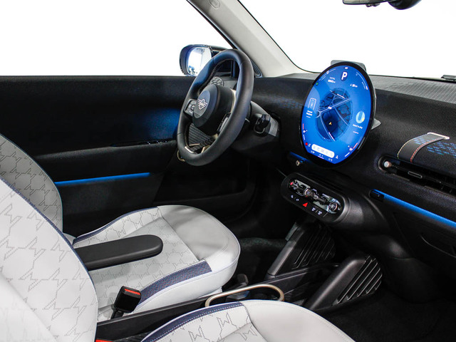 fotoG 16 del MINI MINI Cooper E 135 kW (184 CV) 184cv Eléctrico del 2025 en Barcelona