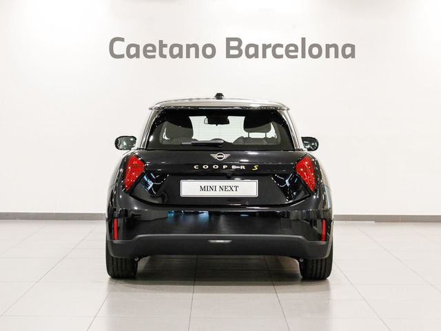 fotoG 4 del MINI MINI Cooper SE 160 kW (218 CV) 218cv Eléctrico del 2025 en Barcelona