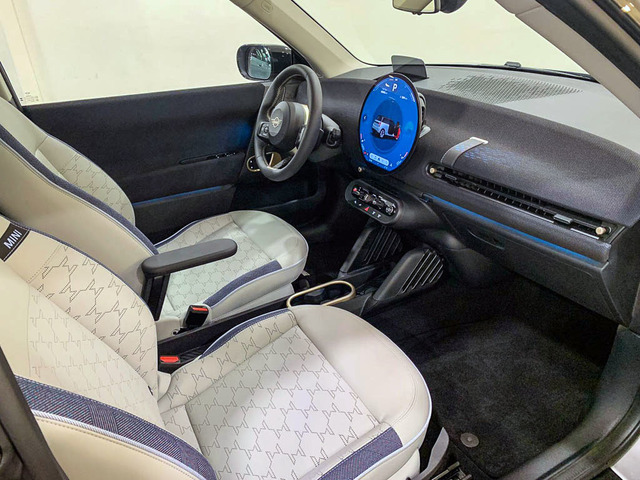 fotoG 7 del MINI MINI Cooper SE 160 kW (218 CV) 218cv Eléctrico del 2025 en Barcelona