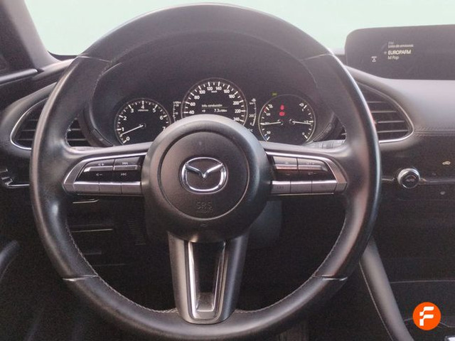 Foto 10 Mazda Mazda 3 2.0 SKYACTIV-G Zenith 89 kW (122 CV)