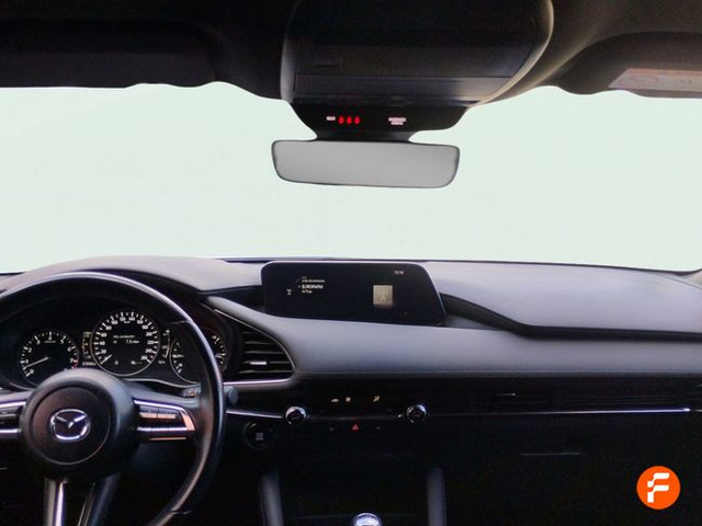 Foto 15 Mazda Mazda 3 2.0 SKYACTIV-G Zenith 89 kW (122 CV)