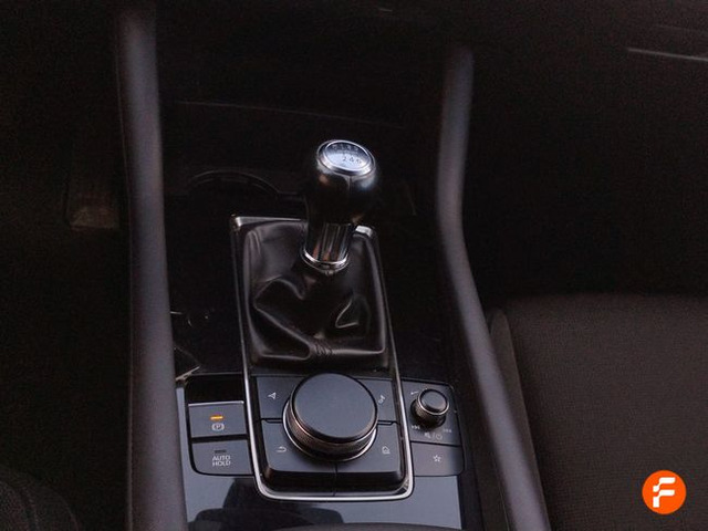 Foto 17 Mazda Mazda 3 2.0 SKYACTIV-G Zenith 89 kW (122 CV)