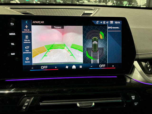 BMW iX1 xDrive30 color Verde. Año 2025. 230KW(313CV). Eléctrico. En concesionario BMW Marcos Automoción de Valencia