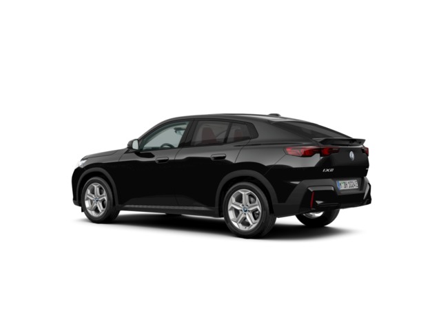 BMW iX2 eDrive20 color Negro. Año 2025. 150KW(204CV). Eléctrico. En concesionario BMW Marcos Automoción de Valencia