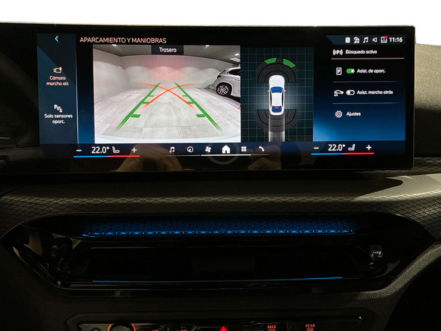 BMW i4 eDrive35 color Blanco. Año 2025. 210KW(286CV). Eléctrico. En concesionario BMW Marcos Automoción de Valencia