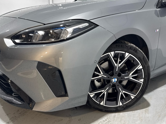 BMW Serie 1 120d color Gris. Año 2024. 120KW(163CV). Diésel. En concesionario Auto Premier, S.A. - MADRID de Madrid